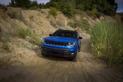 Επιβλητικό το νέο Jeep Cherokee